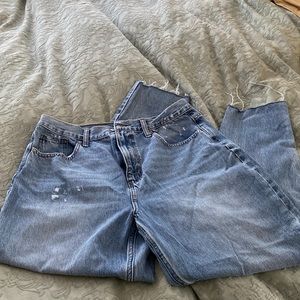 Fashionnova distressed jeans!